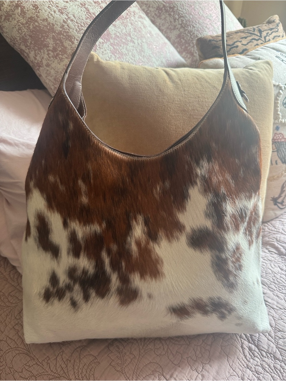Brown and White Cowhide Hobo Shoulder Bag #cavalcanti